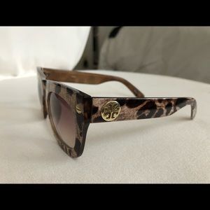 Tory Burch Speckled Sunglasses